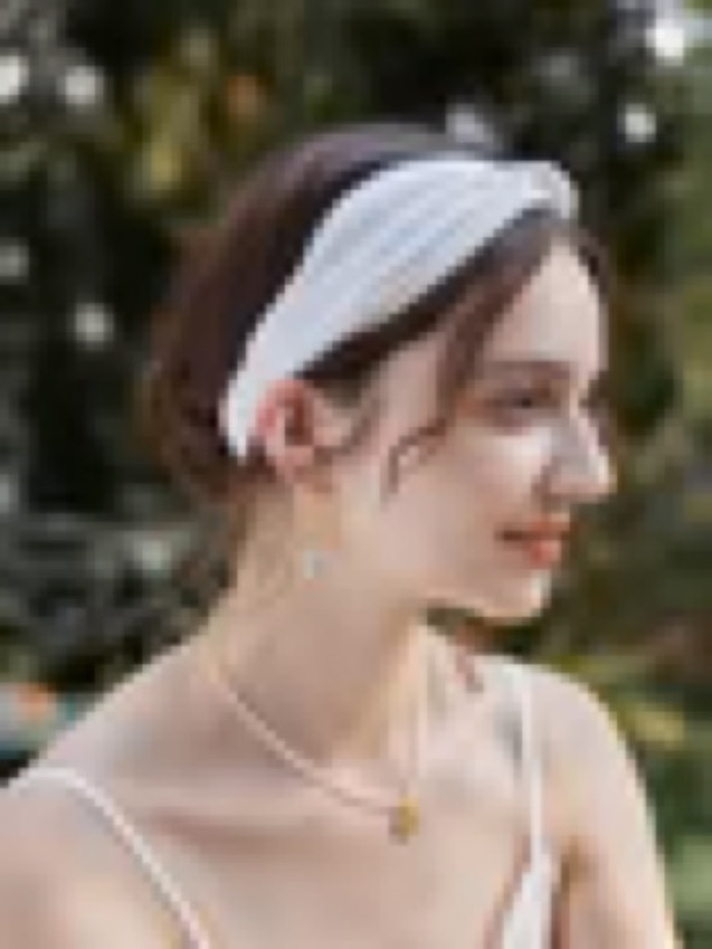 Simple Retro Twisted Criss Cross Headband White